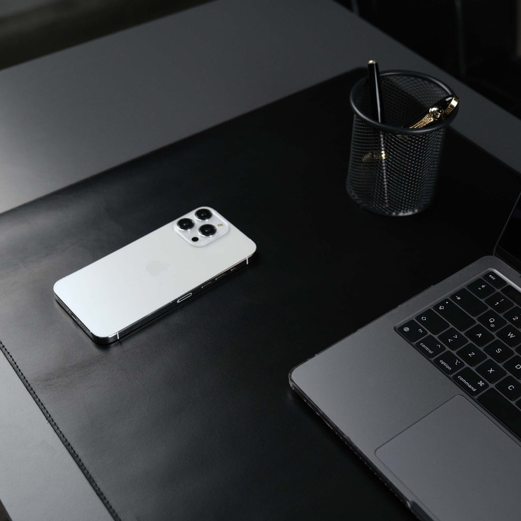 The Toronata | Stealth Black Full-Grain Leather Desk Pad