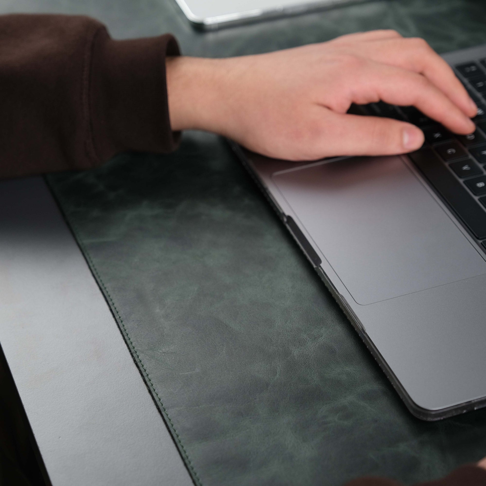 The Toronata | Forest Green Full-Grain Leather Desk Pad