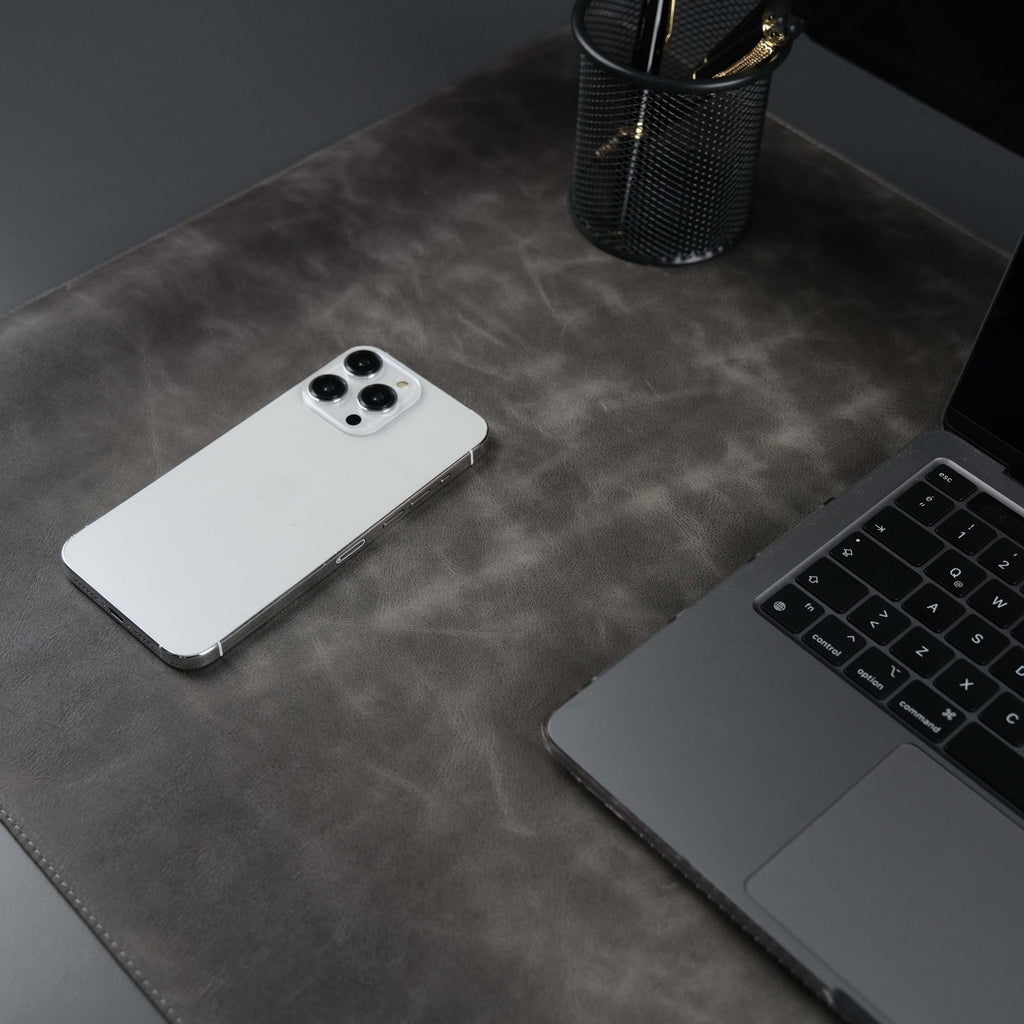 The Toronata | Industrial Grey Full-Grain Leather Desk Pad