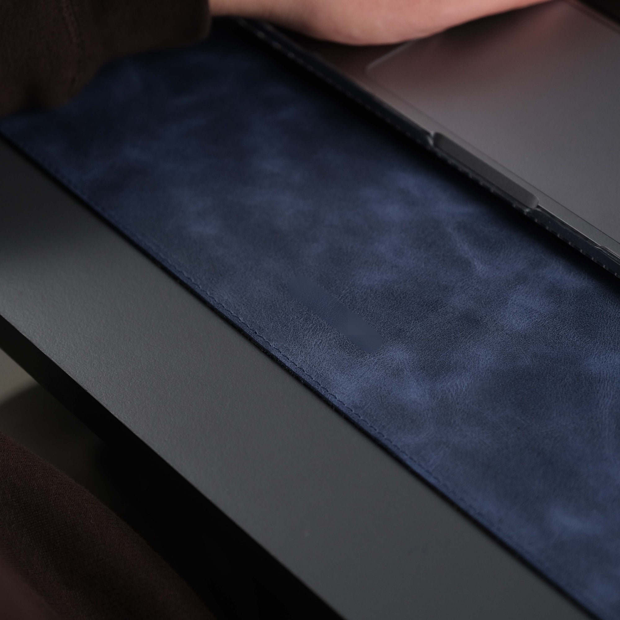 The Toronata | Executive Navy Full-Grain Leather Desk Pad