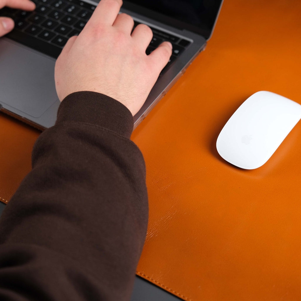 The Toronata | Heritage Tan Full-Grain Leather Desk Pad