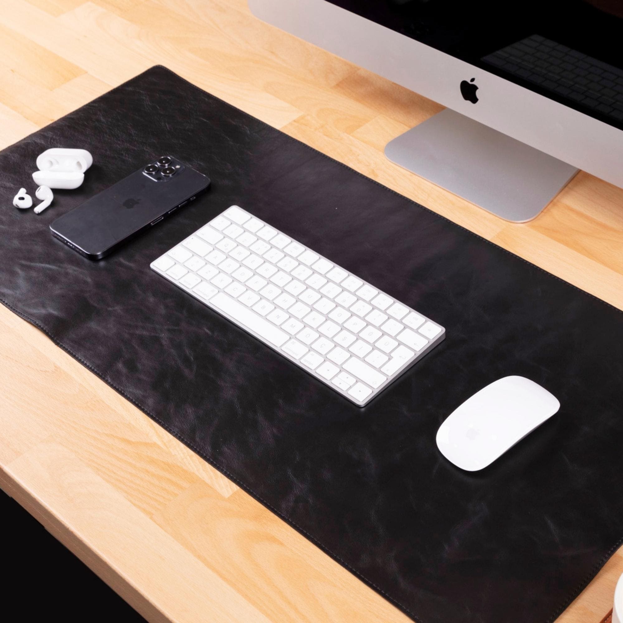 Rawlins Full-Grain Leather Desk Pad
