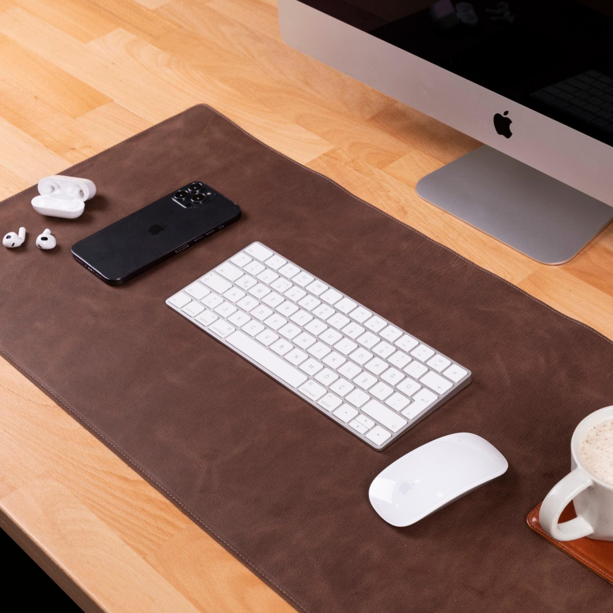 Rawlins Full-Grain Leather Desk Pad