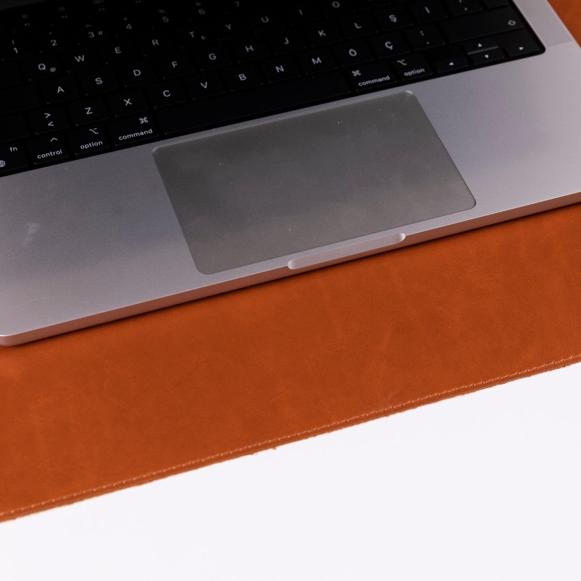 Rawlins Full-Grain Leather Desk Pad